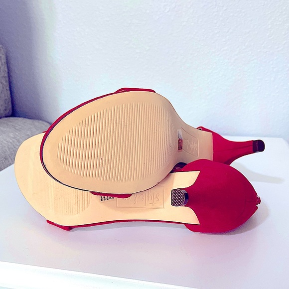 Style & Co. Paycee Sandals in Red - Picture 2 of 2